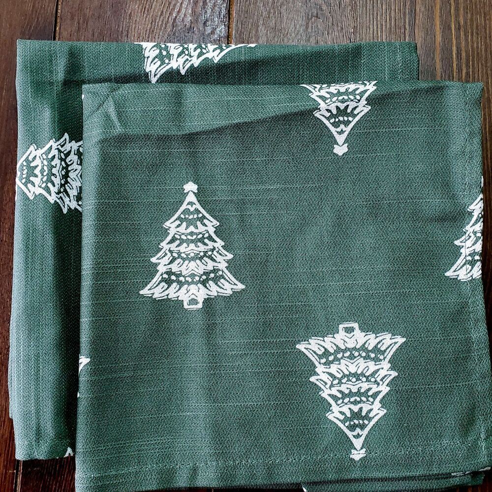 HUNTINGTON HOME Napkins set 2 Holiday Green White Christmas Trees 16.5" Cotton